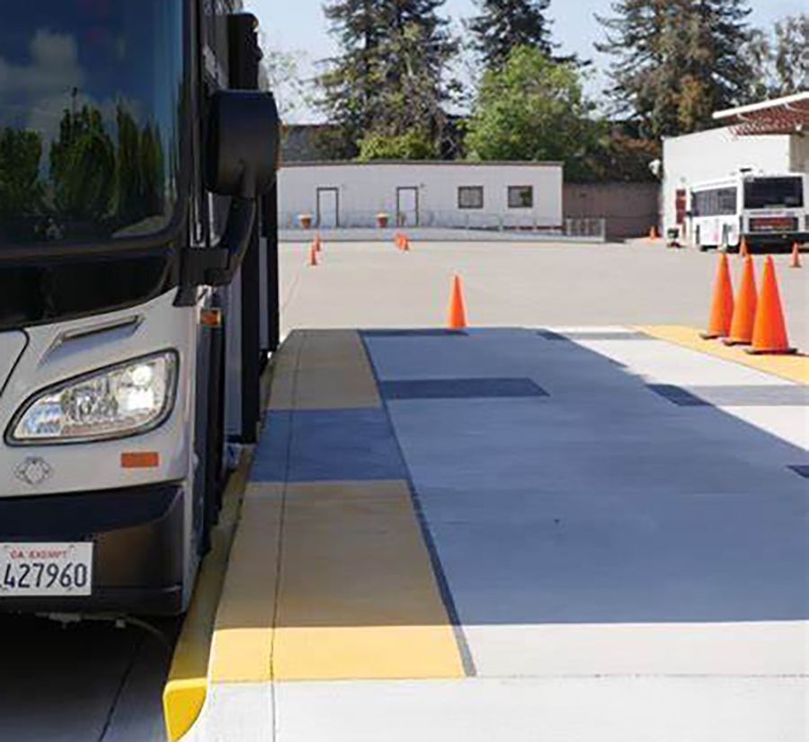 Driver training platform with custom profiled Polyslick® Bus Curb