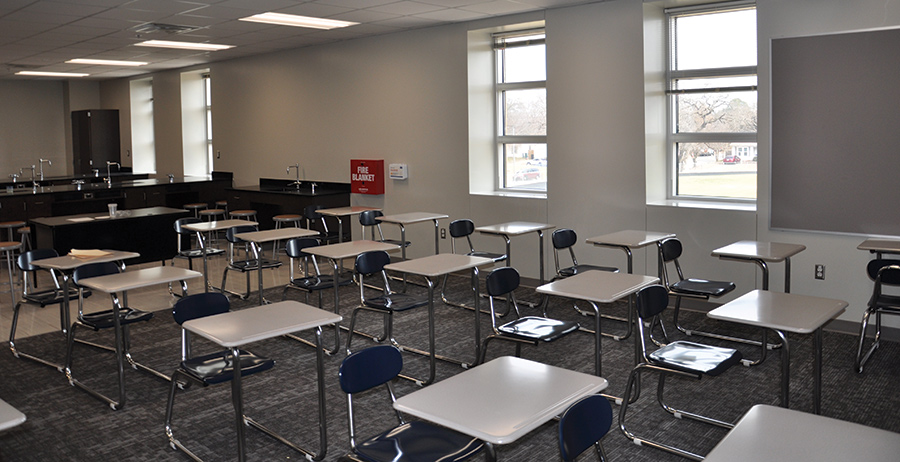 Insulgard Security Products™ STORMDEFEND™ TTH600 window system used in a classroom doubling as a tornado-safe room