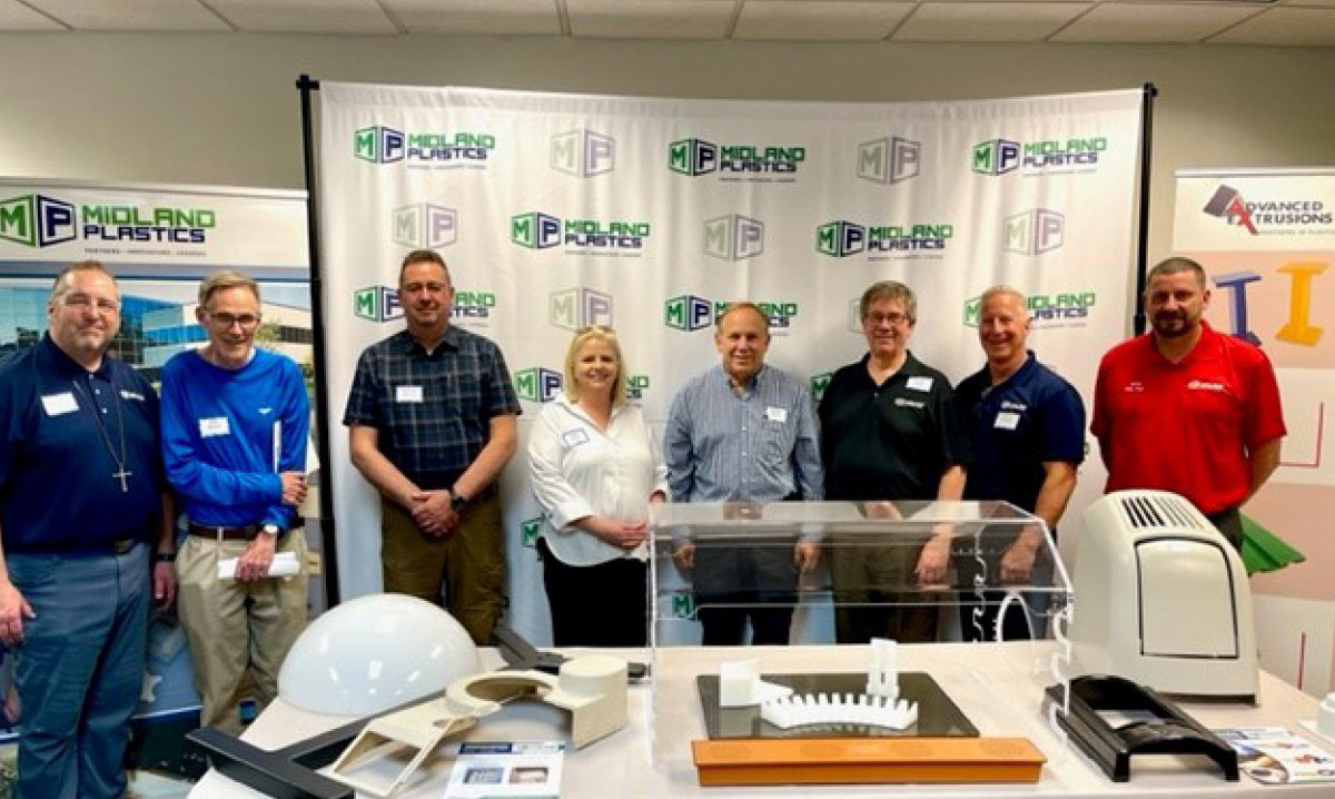 Participants of the IAPD Small Distributors Round Table Meeting hosted by Midland Plastics, Inc., in New Berlin, WI, USA on June 28-29, 2022