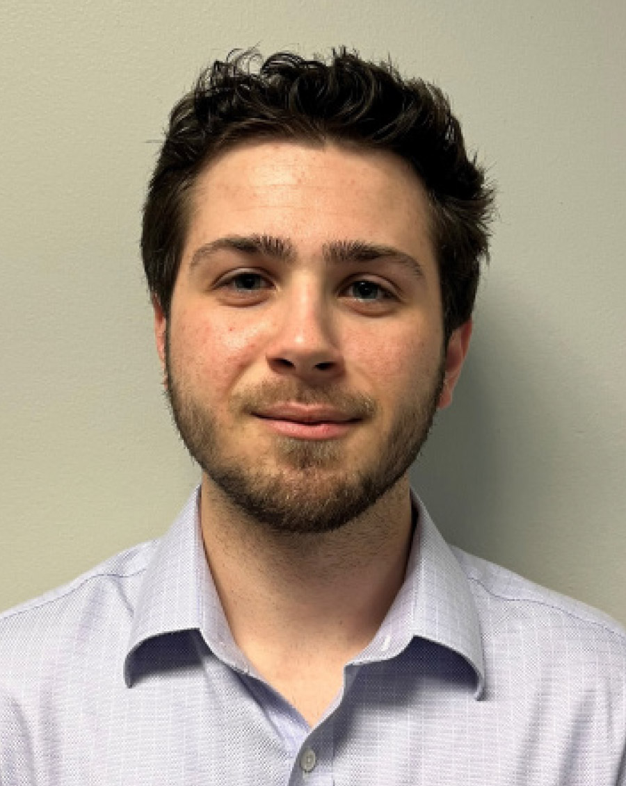 Alek Severkovski headshot
