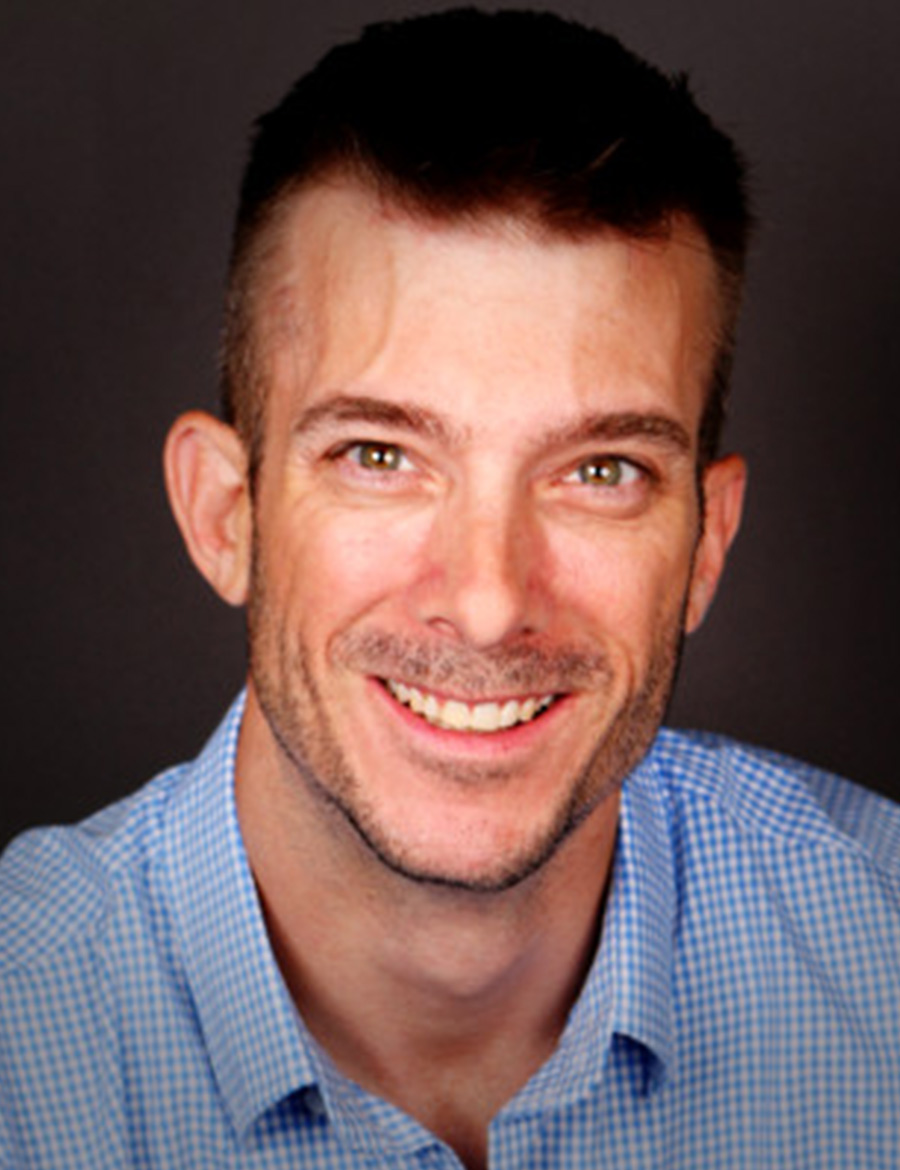 headshot of Eric Giesen