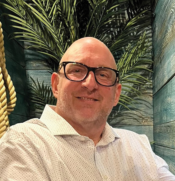 headshot of Chris Geigner