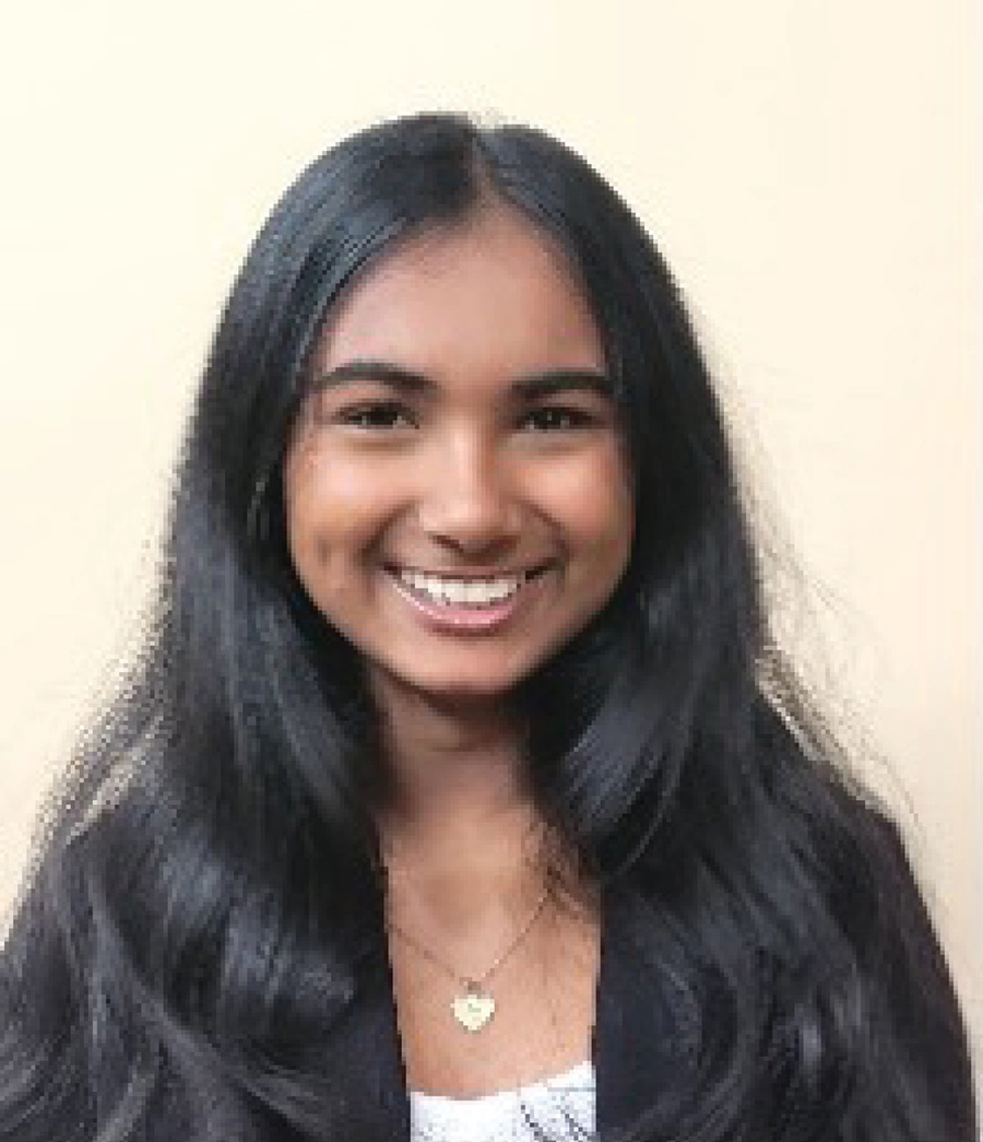 headshot of Lahari Beeram